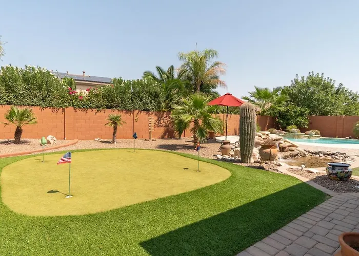 Oasis With Pool, Putting & Pool Table *