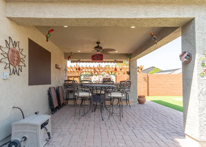 Oasis With Pool, Putting & Pool Table * Maricopa