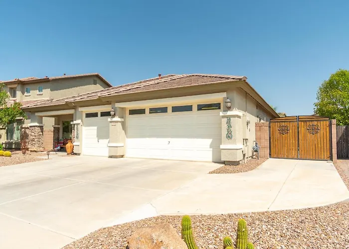 Oasis With Pool, Putting & Pool Table Villa Maricopa